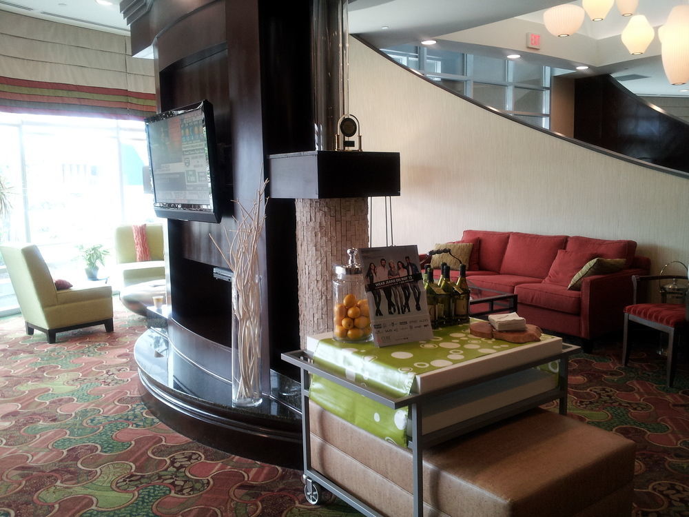 Hilton Garden Inn Toronto Airport Mississauga Esterno foto